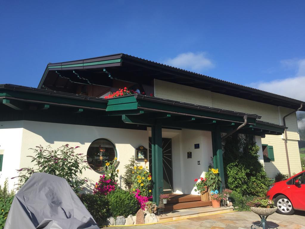 Pension Wieser "Baschtlmai" Altenmarkt im Pongau Eksteriør billede