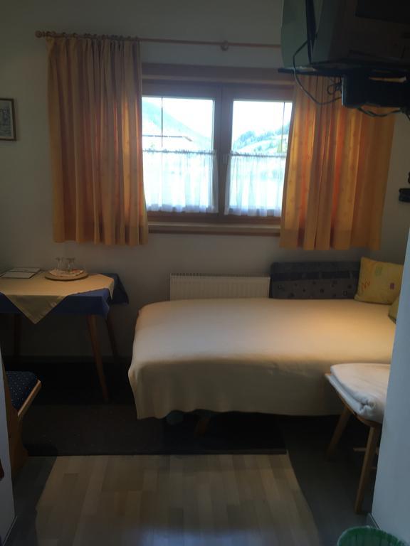 Pension Wieser "Baschtlmai" Altenmarkt im Pongau Eksteriør billede