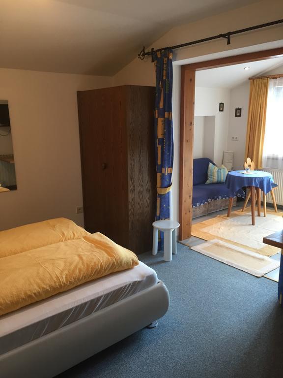 Pension Wieser "Baschtlmai" Altenmarkt im Pongau Eksteriør billede