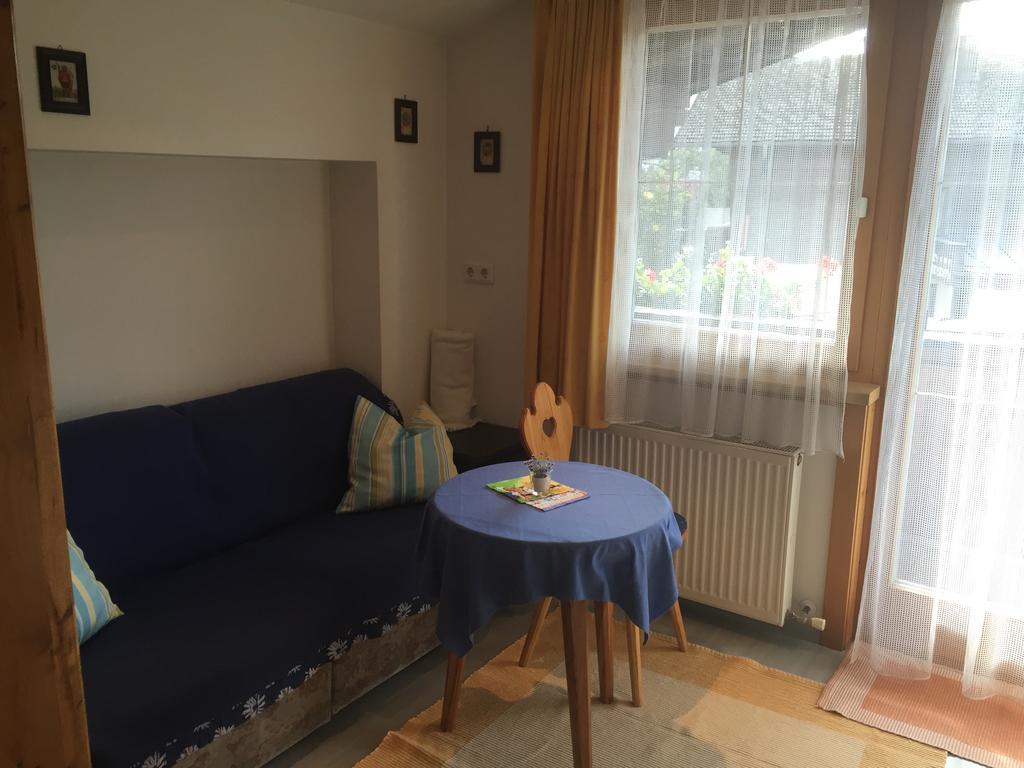 Pension Wieser "Baschtlmai" Altenmarkt im Pongau Eksteriør billede