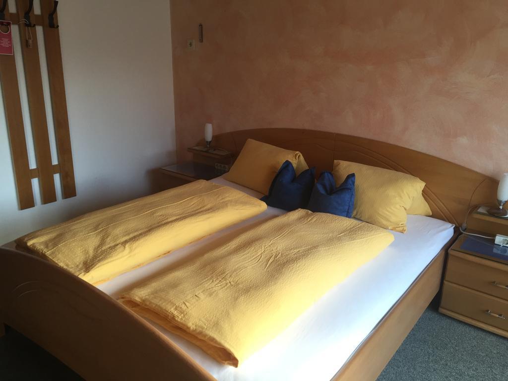 Pension Wieser "Baschtlmai" Altenmarkt im Pongau Eksteriør billede