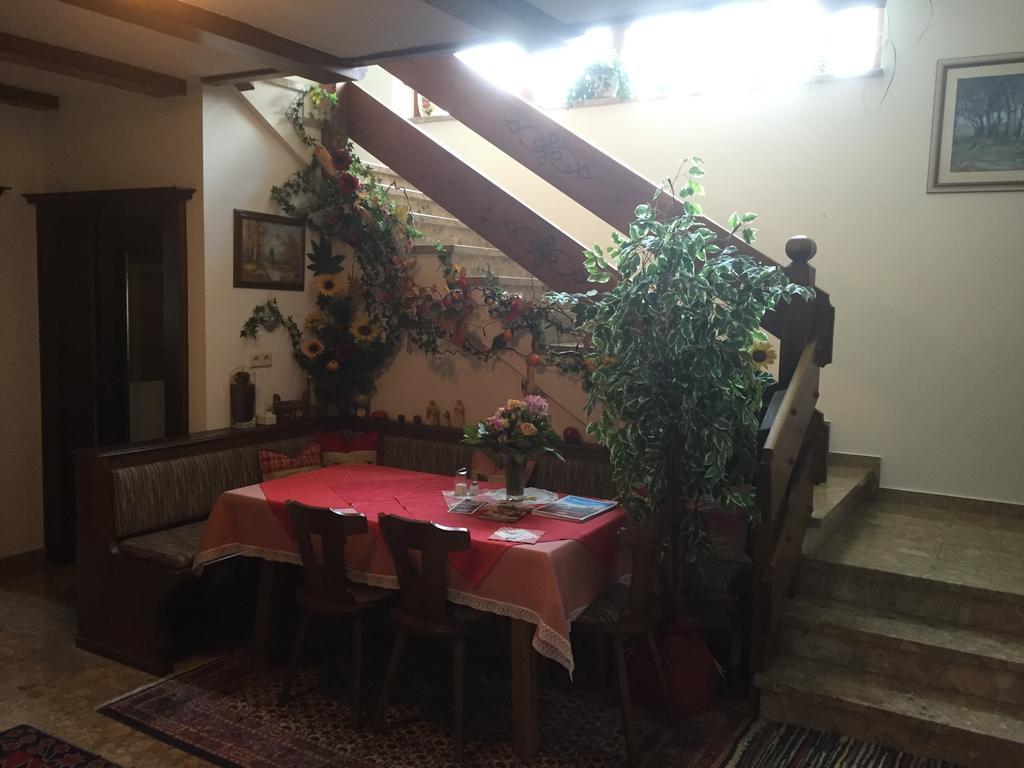 Pension Wieser "Baschtlmai" Altenmarkt im Pongau Eksteriør billede