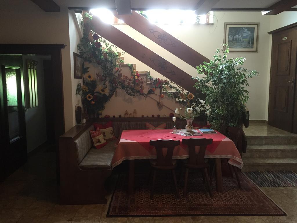 Pension Wieser "Baschtlmai" Altenmarkt im Pongau Eksteriør billede